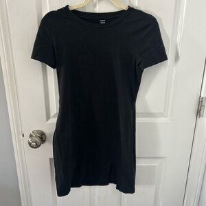 Black Short Sleeve Dress